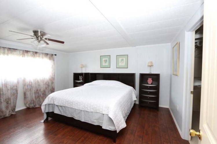 3115 Saralake Dr N, Sarasota, Florida 34239, 1 Bedroom Bedrooms, ,1 BathroomBathrooms,Mobile/manufactured,For Sale,Saralake Dr N,11689073