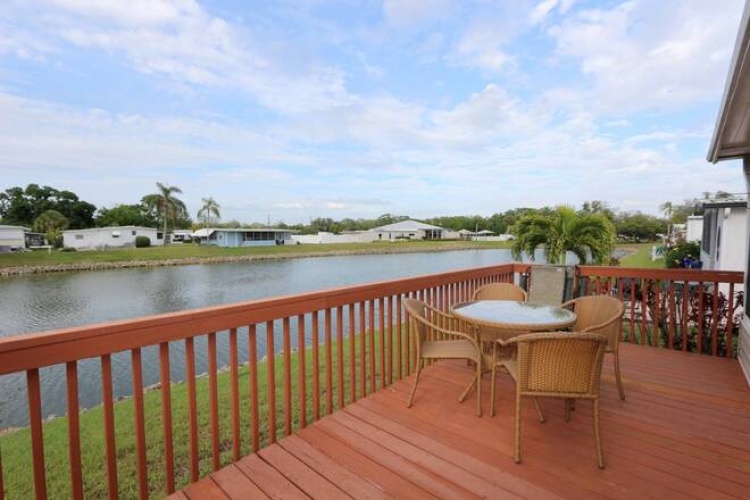 3115 Saralake Dr N, Sarasota, Florida 34239, 1 Bedroom Bedrooms, ,1 BathroomBathrooms,Mobile/manufactured,For Sale,Saralake Dr N,11689073