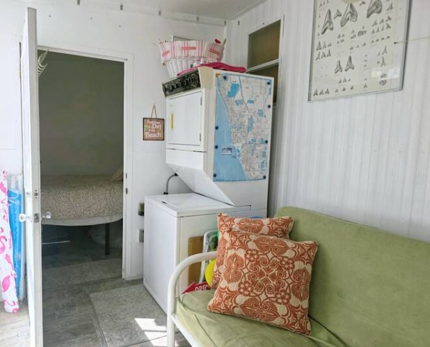 118 Bay St, Venice, Florida 34285, 2 Bedrooms Bedrooms, ,1 BathroomBathrooms,Mobile/manufactured,For Sale,Bay St,11690271