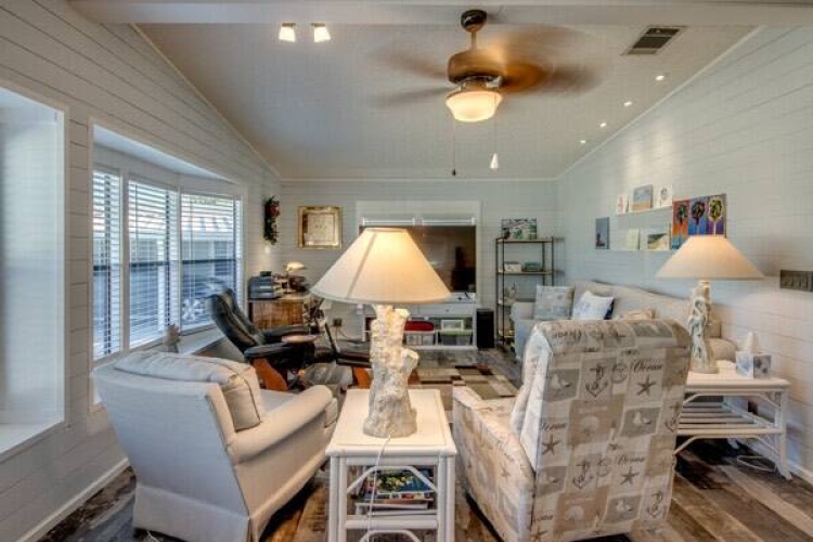 19205 TuckAway Ct., North Fort Myers, Florida 33903, 2 Bedrooms Bedrooms, ,2 BathroomsBathrooms,Mobile/manufactured,For Sale,TuckAway Ct.,11691082