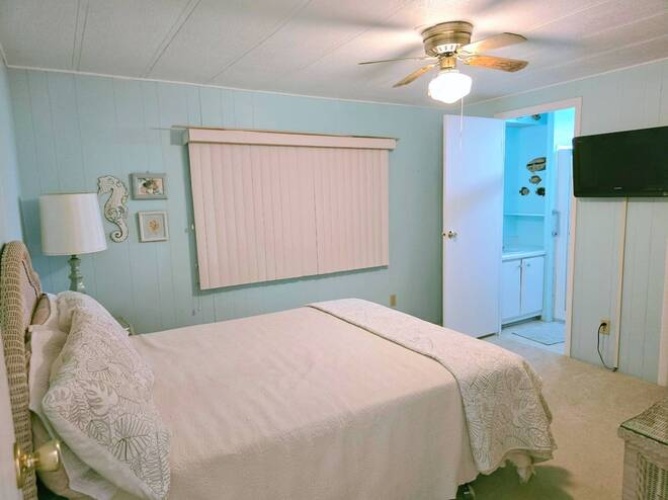 154 Sanibel St, Nokomis, Florida 34275, 2 Bedrooms Bedrooms, ,2 BathroomsBathrooms,Mobile/manufactured,For Sale,Sanibel St,11692445