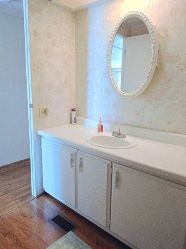 154 Sanibel St, Nokomis, Florida 34275, 2 Bedrooms Bedrooms, ,2 BathroomsBathrooms,Mobile/manufactured,For Sale,Sanibel St,11692445