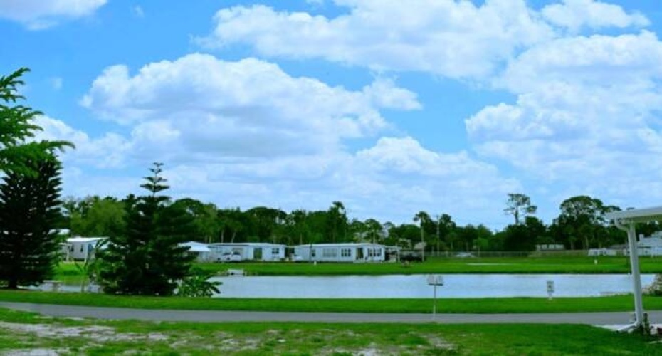 154 Sanibel St, Nokomis, Florida 34275, 2 Bedrooms Bedrooms, ,2 BathroomsBathrooms,Mobile/manufactured,For Sale,Sanibel St,11692445