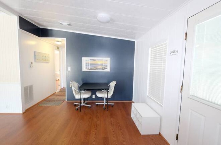 5688 Halifax Dr, Sarasota, Florida 34233, 2 Bedrooms Bedrooms, ,2 BathroomsBathrooms,Mobile/manufactured,For Sale,Halifax Dr,11506937