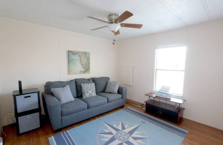 5688 Halifax Dr, Sarasota, Florida 34233, 2 Bedrooms Bedrooms, ,2 BathroomsBathrooms,Mobile/manufactured,For Sale,Halifax Dr,11506937