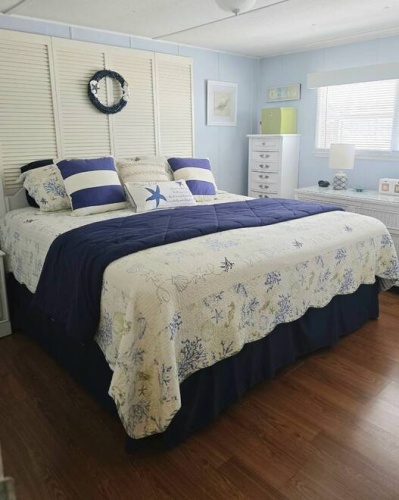 80 Palm Ave, Venice, Florida 34285, 1 Bedroom Bedrooms, ,1 BathroomBathrooms,Mobile/manufactured,For Sale,Palm Ave,11732148