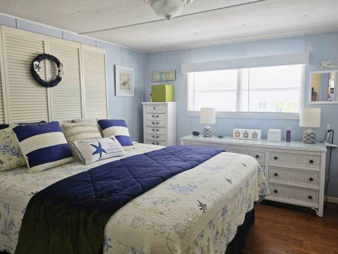 80 Palm Ave, Venice, Florida 34285, 1 Bedroom Bedrooms, ,1 BathroomBathrooms,Mobile/manufactured,For Sale,Palm Ave,11732148