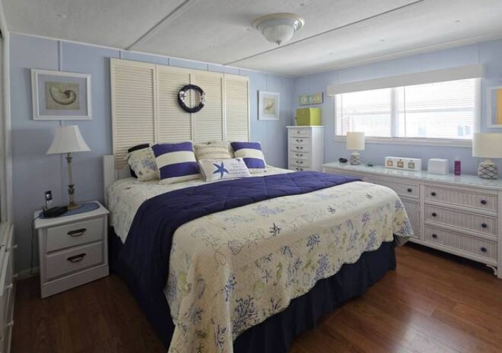 80 Palm Ave, Venice, Florida 34285, 1 Bedroom Bedrooms, ,1 BathroomBathrooms,Mobile/manufactured,For Sale,Palm Ave,11732148