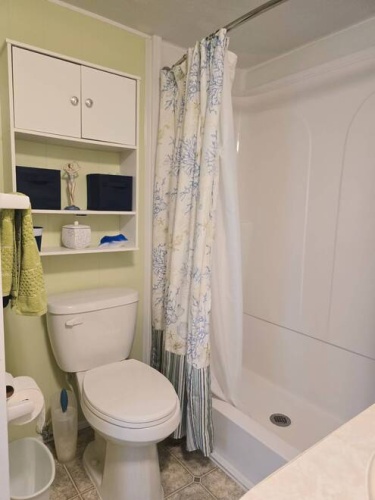 80 Palm Ave, Venice, Florida 34285, 1 Bedroom Bedrooms, ,1 BathroomBathrooms,Mobile/manufactured,For Sale,Palm Ave,11732148