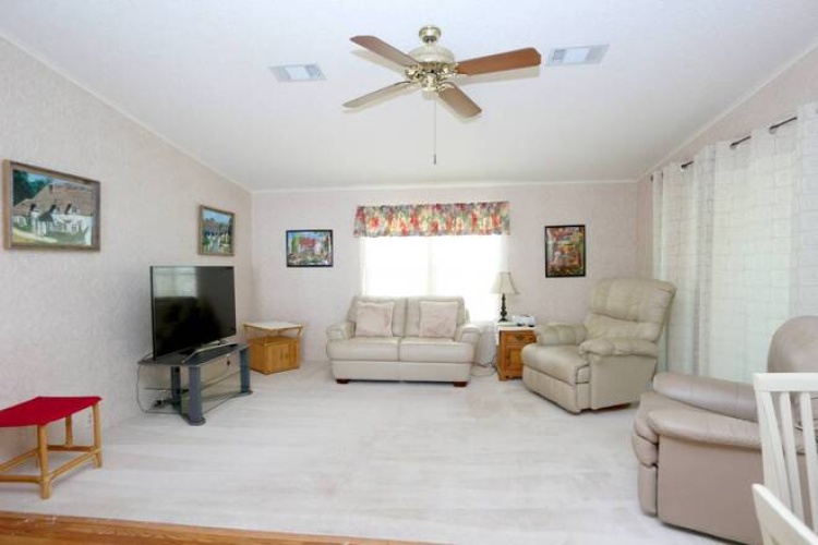 5700 Axminster Dr, Sarasota, Florida 34241, 2 Bedrooms Bedrooms, ,2 BathroomsBathrooms,Mobile/manufactured,For Sale,Axminster Dr,11738830
