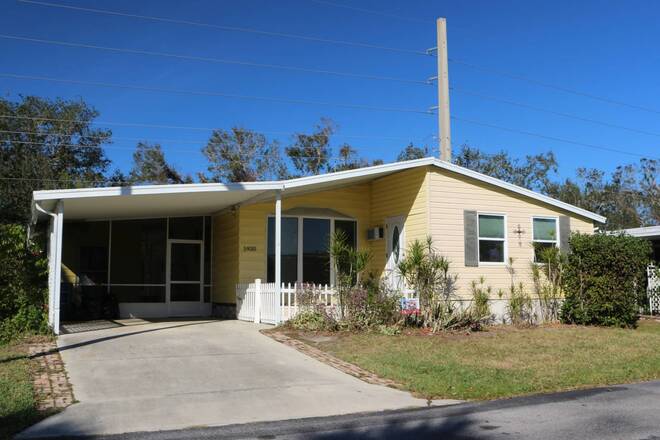 5935 Camelot Dr N, Sarasota, Florida 34233, 2 Bedrooms Bedrooms, ,2 BathroomsBathrooms,Mobile/manufactured,For Sale,Camelot Dr N,11601074