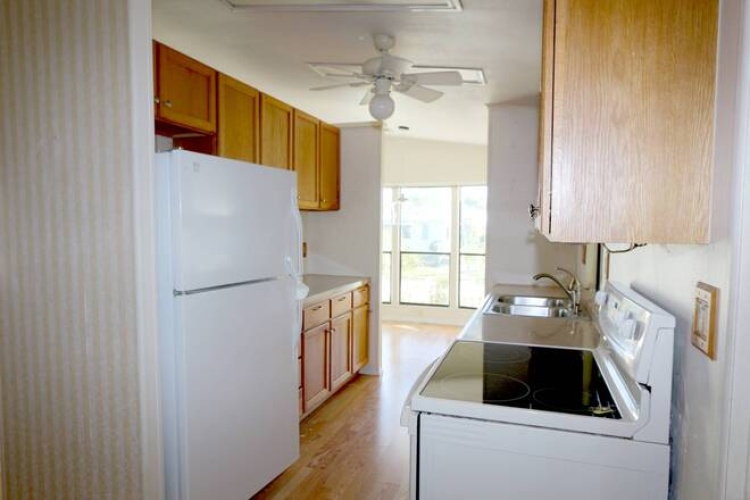 5935 Camelot Dr N, Sarasota, Florida 34233, 2 Bedrooms Bedrooms, ,2 BathroomsBathrooms,Mobile/manufactured,For Sale,Camelot Dr N,11601074