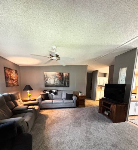1640 S Scenic Highway, Frostproof, Florida 33843, 2 Bedrooms Bedrooms, ,2 BathroomsBathrooms,Mobile/manufactured,For Sale,S Scenic Highway,11738894