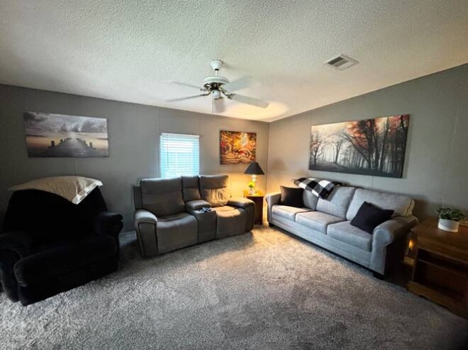 1640 S Scenic Highway, Frostproof, Florida 33843, 2 Bedrooms Bedrooms, ,2 BathroomsBathrooms,Mobile/manufactured,For Sale,S Scenic Highway,11738894