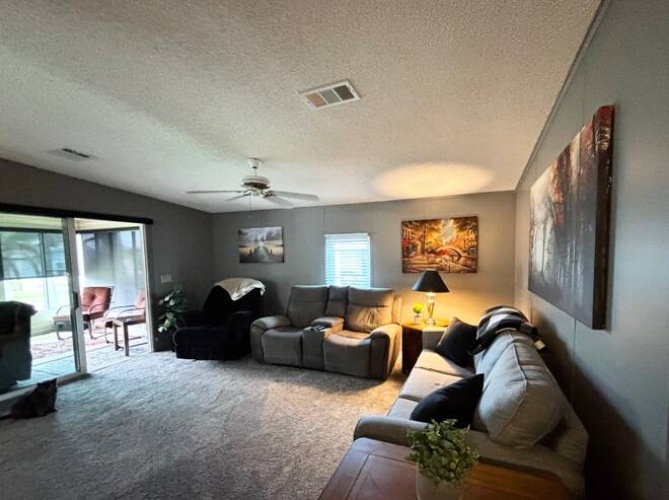 1640 S Scenic Highway, Frostproof, Florida 33843, 2 Bedrooms Bedrooms, ,2 BathroomsBathrooms,Mobile/manufactured,For Sale,S Scenic Highway,11738894