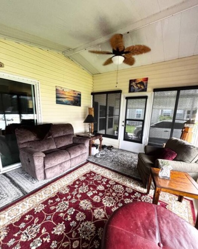 1640 S Scenic Highway, Frostproof, Florida 33843, 2 Bedrooms Bedrooms, ,2 BathroomsBathrooms,Mobile/manufactured,For Sale,S Scenic Highway,11738894