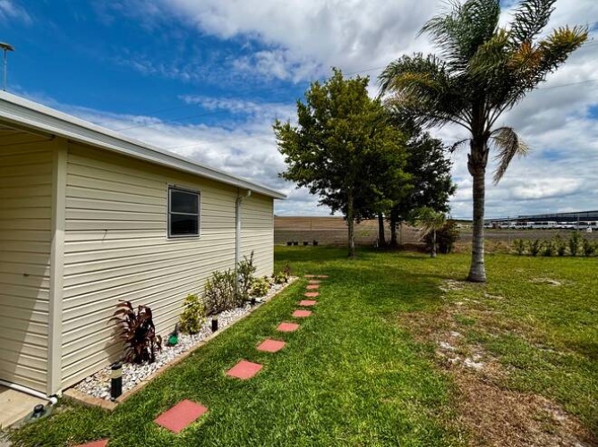1640 S Scenic Highway, Frostproof, Florida 33843, 2 Bedrooms Bedrooms, ,2 BathroomsBathrooms,Mobile/manufactured,For Sale,S Scenic Highway,11738894