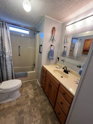 19427 SummerTree Ct, North Fort Myers, Florida 33903, 2 Bedrooms Bedrooms, ,2 BathroomsBathrooms,Mobile/manufactured,For Sale,SummerTree Ct,11740785