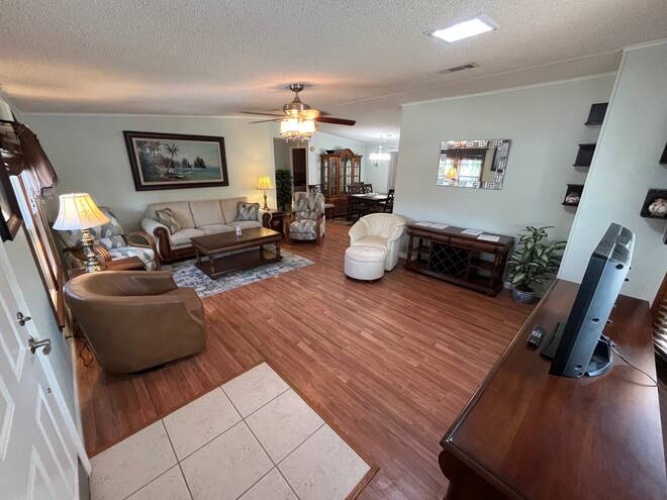 19427 SummerTree Ct, North Fort Myers, Florida 33903, 2 Bedrooms Bedrooms, ,2 BathroomsBathrooms,Mobile/manufactured,For Sale,SummerTree Ct,11740785