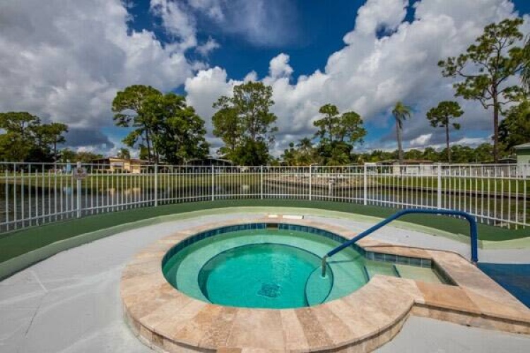 19440 Bermuda Ct., North Fort Myers, Florida 33903, 2 Bedrooms Bedrooms, ,2 BathroomsBathrooms,Mobile/manufactured,For Sale,Bermuda Ct.,11741330