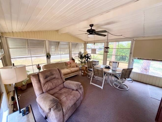 19474 SummerTree Ct, North Fort Myers, Florida 33903, 2 Bedrooms Bedrooms, ,2 BathroomsBathrooms,Mobile/manufactured,For Sale,SummerTree Ct,11741816