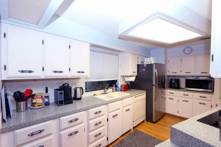5471 Whitehaven Ln, Sarasota, Florida 34233, 2 Bedrooms Bedrooms, ,2 BathroomsBathrooms,Mobile/manufactured,For Sale,Whitehaven Ln,11775410