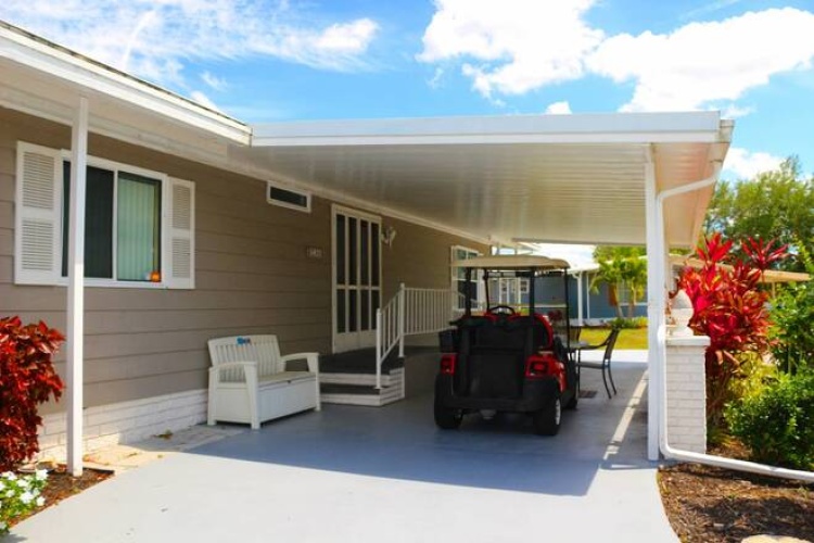 5471 Whitehaven Ln, Sarasota, Florida 34233, 2 Bedrooms Bedrooms, ,2 BathroomsBathrooms,Mobile/manufactured,For Sale,Whitehaven Ln,11775410