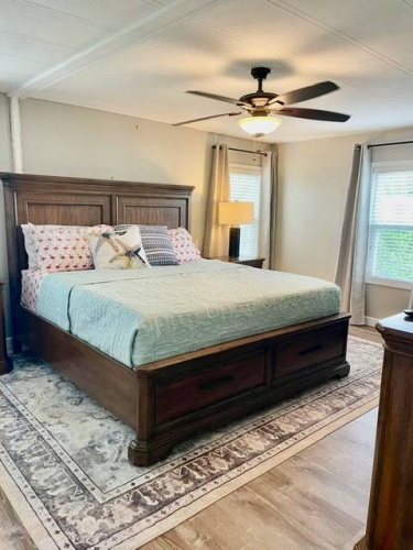 5920 Hartford Terr, Sarasota, Florida 34233, 2 Bedrooms Bedrooms, ,2 BathroomsBathrooms,Mobile/manufactured,For Sale,Hartford Terr,11775978