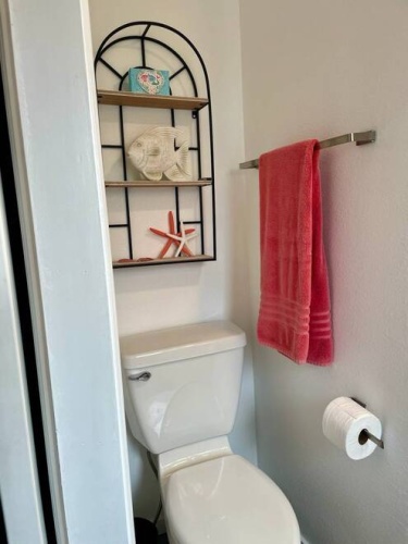 5920 Hartford Terr, Sarasota, Florida 34233, 2 Bedrooms Bedrooms, ,2 BathroomsBathrooms,Mobile/manufactured,For Sale,Hartford Terr,11775978