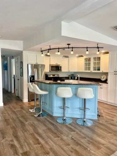 5920 Hartford Terr, Sarasota, Florida 34233, 2 Bedrooms Bedrooms, ,2 BathroomsBathrooms,Mobile/manufactured,For Sale,Hartford Terr,11775978