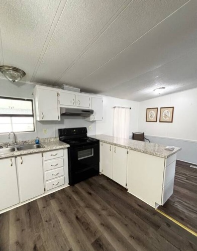 1218 Emerald Ave, Sebring, Florida 33870, 3 Bedrooms Bedrooms, ,2 BathroomsBathrooms,Mobile/manufactured,For Sale,Emerald Ave,11781269