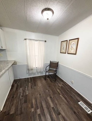 1218 Emerald Ave, Sebring, Florida 33870, 3 Bedrooms Bedrooms, ,2 BathroomsBathrooms,Mobile/manufactured,For Sale,Emerald Ave,11781269