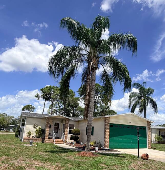 19442 Ravine's Ct, North Fort Myers, Florida 33903, 2 Bedrooms Bedrooms, ,2 BathroomsBathrooms,Mobile/manufactured,For Sale,Ravine's Ct,11791295