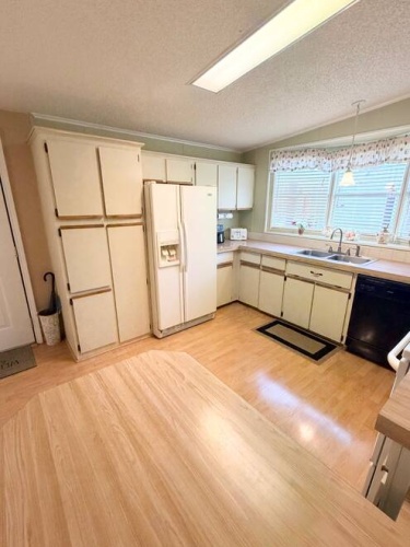19442 Ravine's Ct, North Fort Myers, Florida 33903, 2 Bedrooms Bedrooms, ,2 BathroomsBathrooms,Mobile/manufactured,For Sale,Ravine's Ct,11791295
