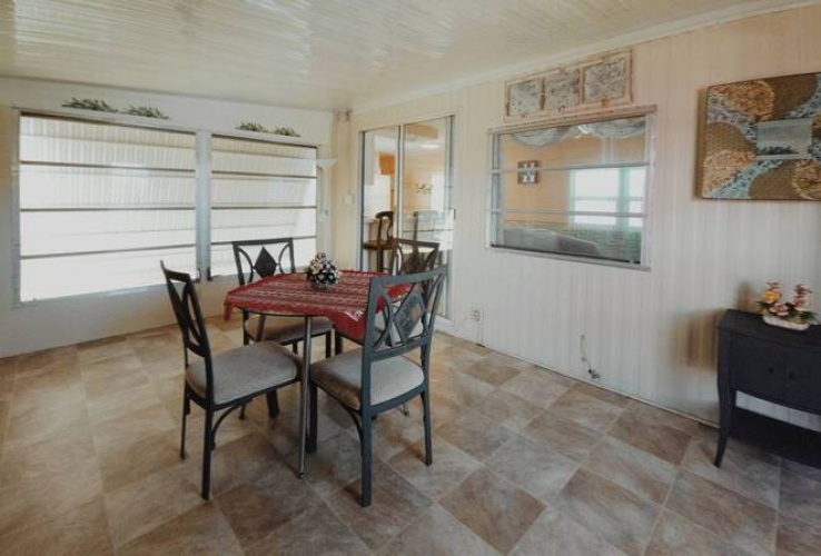 71 6th St West, Nokomis, Florida 34275, 2 Bedrooms Bedrooms, ,2 BathroomsBathrooms,Mobile/manufactured,For Sale,6th St West,11798235
