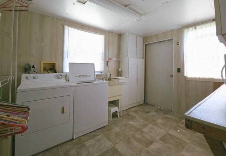 71 6th St West, Nokomis, Florida 34275, 2 Bedrooms Bedrooms, ,2 BathroomsBathrooms,Mobile/manufactured,For Sale,6th St West,11798235