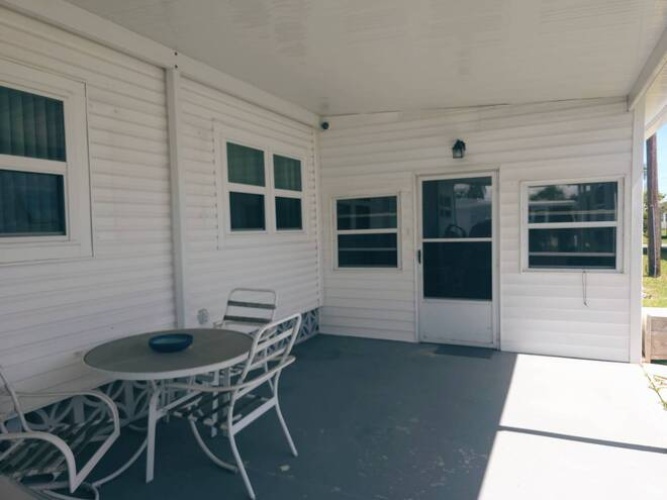 71 6th St West, Nokomis, Florida 34275, 2 Bedrooms Bedrooms, ,2 BathroomsBathrooms,Mobile/manufactured,For Sale,6th St West,11798235