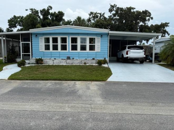 5824 Camelot Drive South, Sarasota, Florida 34233, 2 Bedrooms Bedrooms, ,2 BathroomsBathrooms,Mobile/manufactured,For Sale,Camelot Drive South,11803970