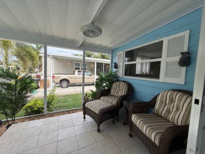 5824 Camelot Drive South, Sarasota, Florida 34233, 2 Bedrooms Bedrooms, ,2 BathroomsBathrooms,Mobile/manufactured,For Sale,Camelot Drive South,11803970