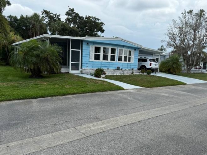 5824 Camelot Drive South, Sarasota, Florida 34233, 2 Bedrooms Bedrooms, ,2 BathroomsBathrooms,Mobile/manufactured,For Sale,Camelot Drive South,11803970