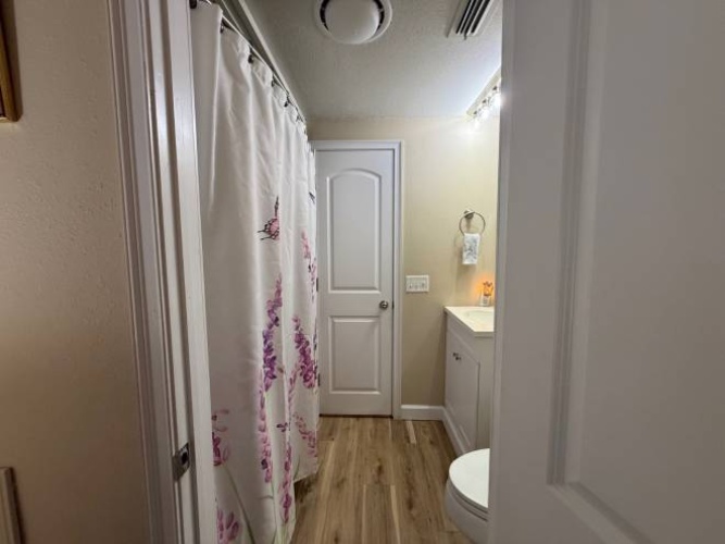 5824 Camelot Drive South, Sarasota, Florida 34233, 2 Bedrooms Bedrooms, ,2 BathroomsBathrooms,Mobile/manufactured,For Sale,Camelot Drive South,11803970