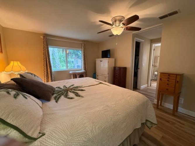 5824 Camelot Drive South, Sarasota, Florida 34233, 2 Bedrooms Bedrooms, ,2 BathroomsBathrooms,Mobile/manufactured,For Sale,Camelot Drive South,11803970