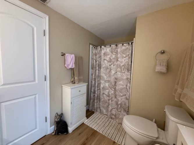 5824 Camelot Drive South, Sarasota, Florida 34233, 2 Bedrooms Bedrooms, ,2 BathroomsBathrooms,Mobile/manufactured,For Sale,Camelot Drive South,11803970