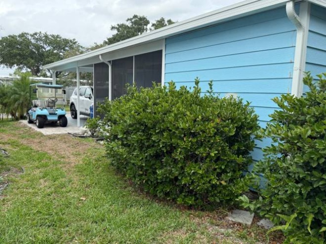 5824 Camelot Drive South, Sarasota, Florida 34233, 2 Bedrooms Bedrooms, ,2 BathroomsBathrooms,Mobile/manufactured,For Sale,Camelot Drive South,11803970