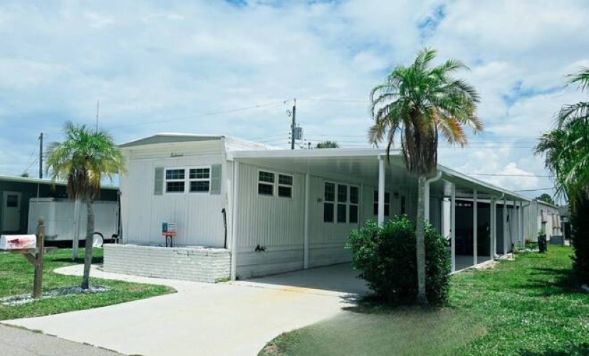 154 4th St Nokomis, Nokomis, Florida 34275, 2 Bedrooms Bedrooms, ,3 BathroomsBathrooms,Mobile/manufactured,For Sale,4th St Nokomis,11824741