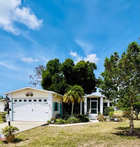 10078 Brokenwoods Ct., North Fort Myers, Florida 33903, 2 Bedrooms Bedrooms, ,2 BathroomsBathrooms,Mobile/manufactured,For Sale,Brokenwoods Ct.,11241433