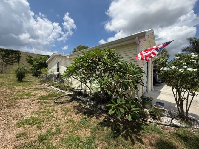 5759 Camelford Dr, Sarasota, Florida 34233, 3 Bedrooms Bedrooms, ,2 BathroomsBathrooms,Mobile/manufactured,For Sale,Camelford Dr,11830247
