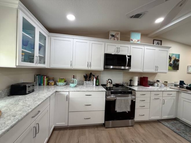 5759 Camelford Dr, Sarasota, Florida 34233, 3 Bedrooms Bedrooms, ,2 BathroomsBathrooms,Mobile/manufactured,For Sale,Camelford Dr,11830247