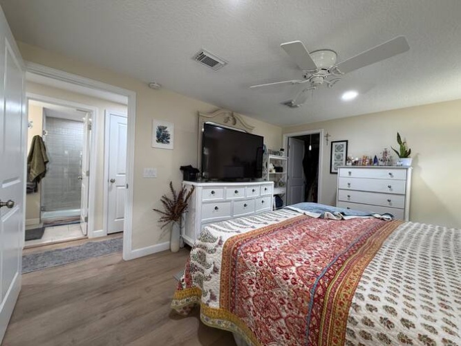 5759 Camelford Dr, Sarasota, Florida 34233, 3 Bedrooms Bedrooms, ,2 BathroomsBathrooms,Mobile/manufactured,For Sale,Camelford Dr,11830247