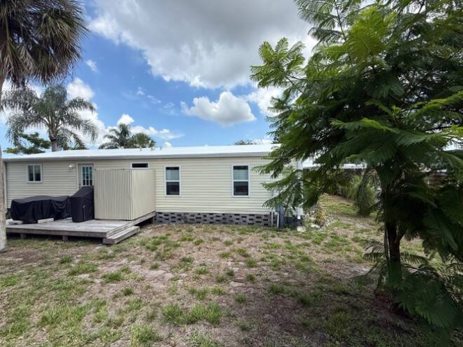 5759 Camelford Dr, Sarasota, Florida 34233, 3 Bedrooms Bedrooms, ,2 BathroomsBathrooms,Mobile/manufactured,For Sale,Camelford Dr,11830247